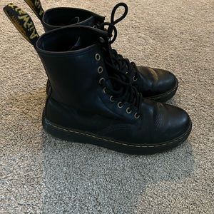 Dr. Martens Black Leather Boots like new sz 8